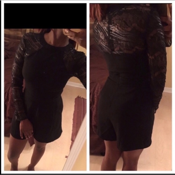 ADELYN RAE Sheer Sleeve Romper / HOLIDAYS - Picture 4 of 4